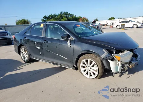 2012 Toyota Camry Base z USA, uszkodzony, nr VIN 4T4BF1FK5CR206872